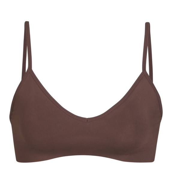 SKIMS Other - NWT SKIMS KKW SMOOTHING BRALETTE COLOR COCOA SZ M